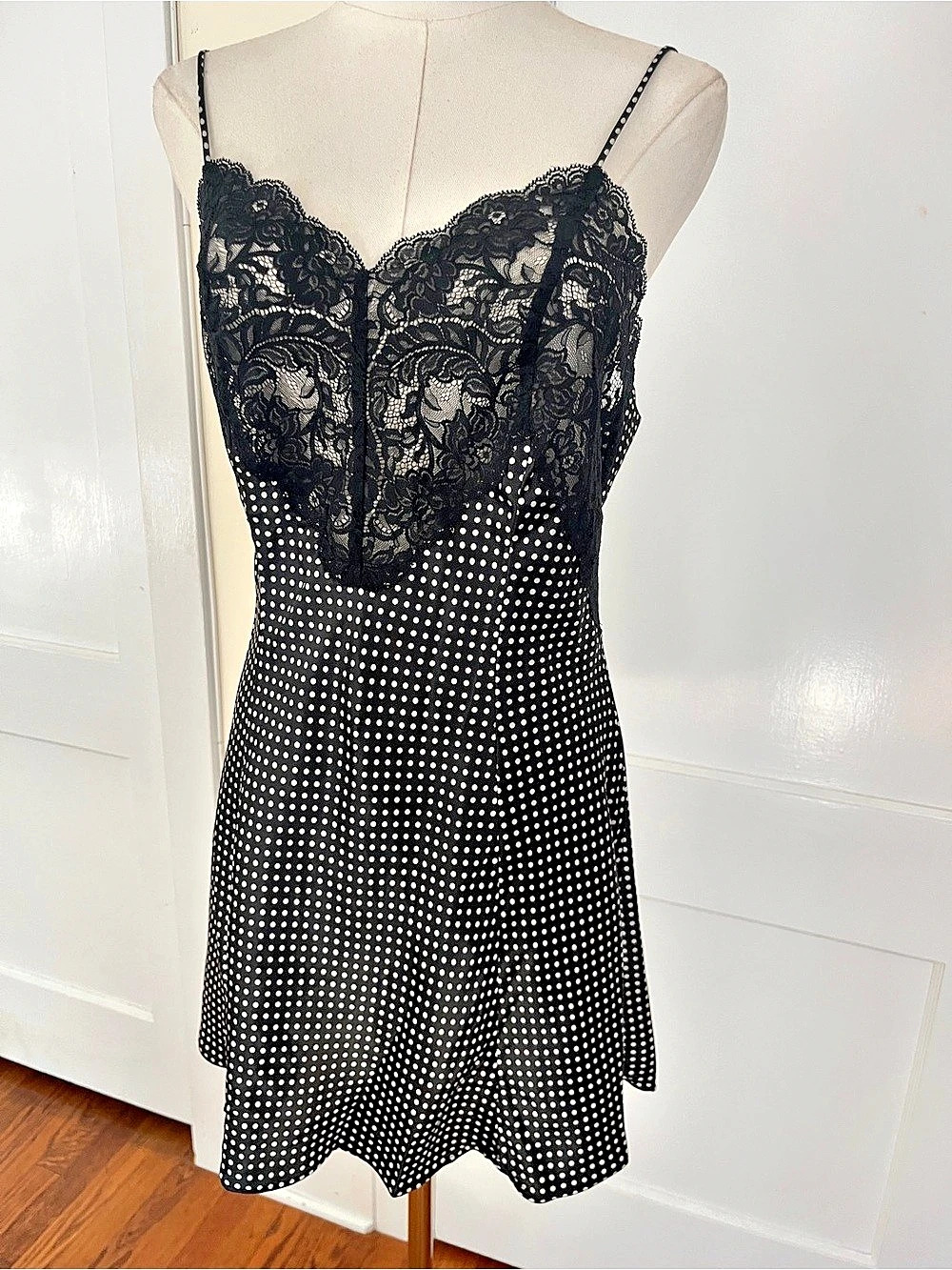 Victoria’s Secret Polka Dot Lace Corset Slip Dress — Romantic Pin-Up S